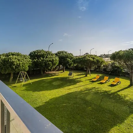 Beachfront In Holiday home Esposende