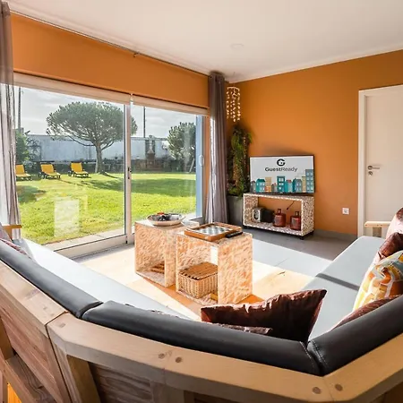 Beachfront In Holiday home Esposende